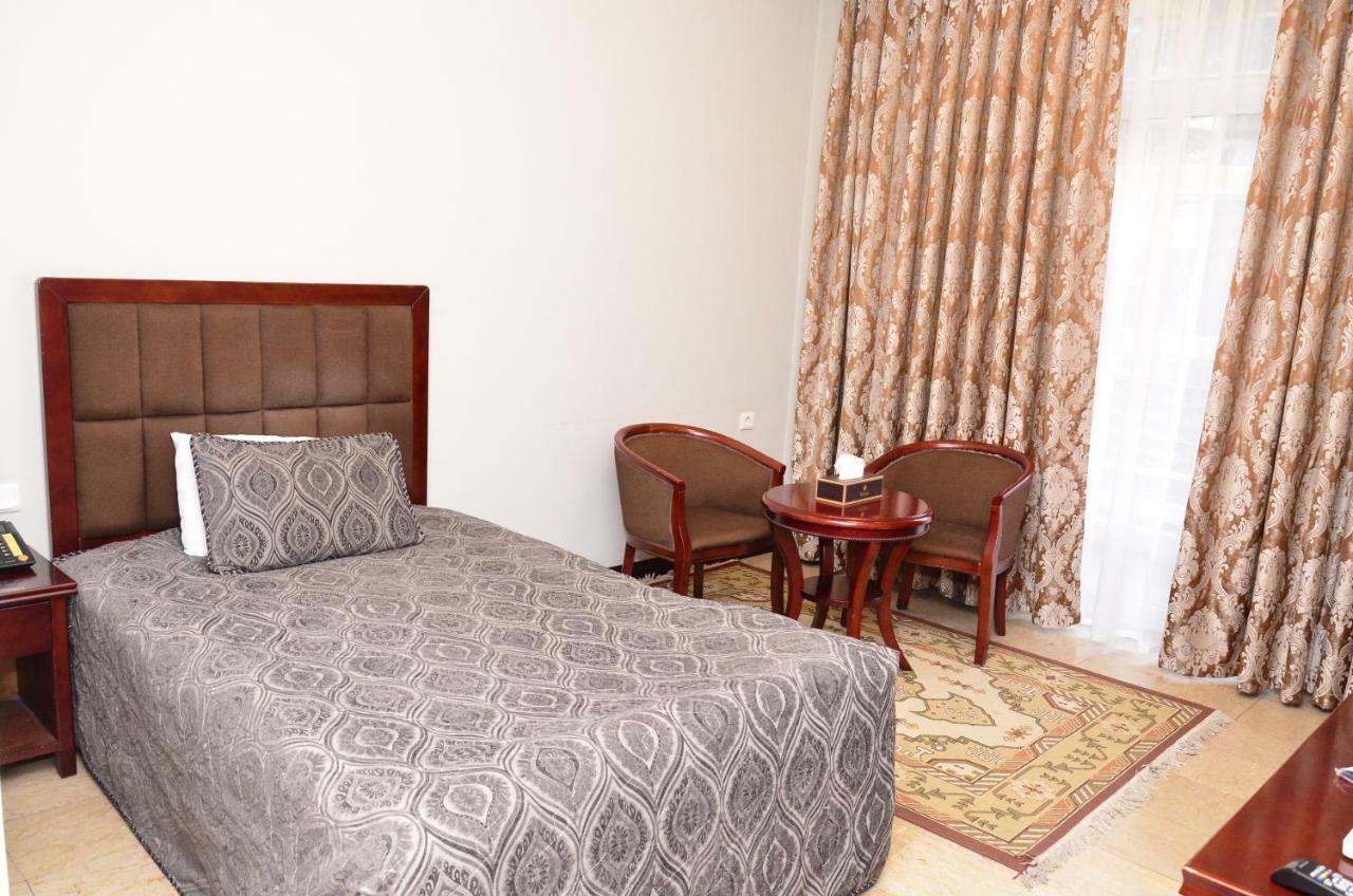 Park Star Hotel Kabul Exterior photo